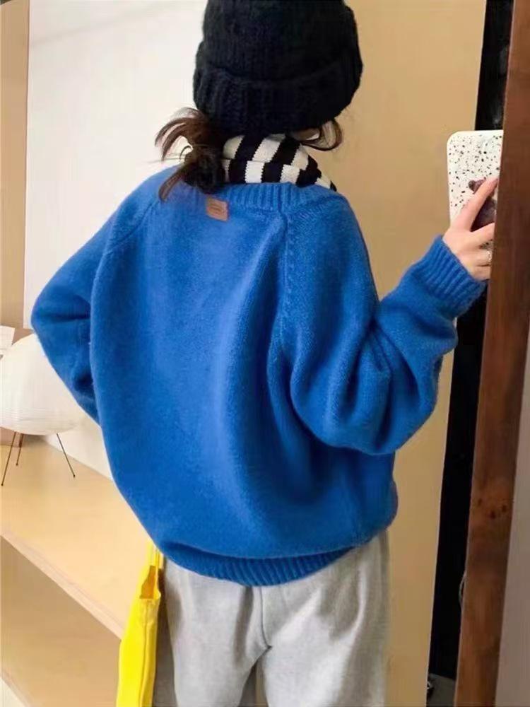 Dopamine Color Loose Fit Round Neck Sweater - Women's Casual Warm Long Sleeve Top for Autumn/Winter