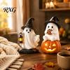 Statue Fantôme Miniature Figurine d'Halloween Illuminée, Sorcière en Résine Effrayante sur Citrouille/Tenant Lanterne Décoration de Fête avec Lumière LED pour Bureau Étagère