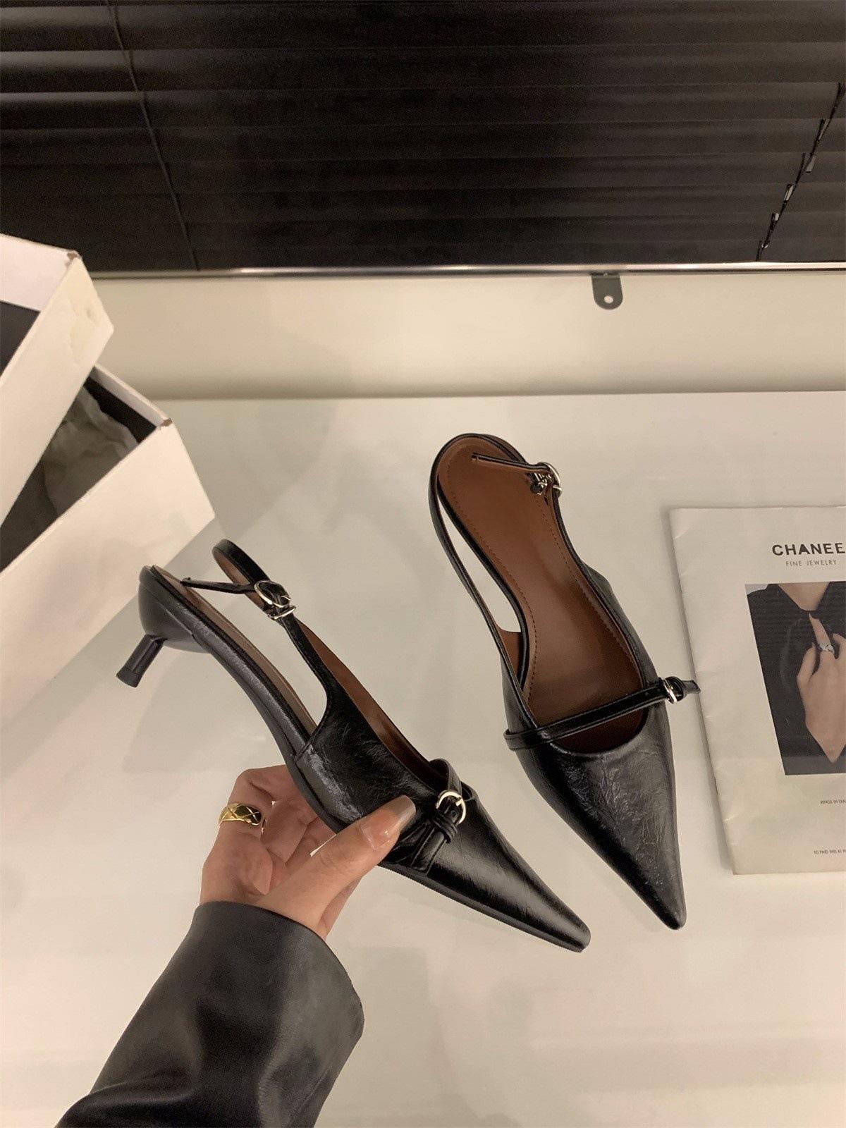 

French kitten heel black high heels bag head sandals fairy shoes 2025 new spring and summer pointed commuter shoes 35