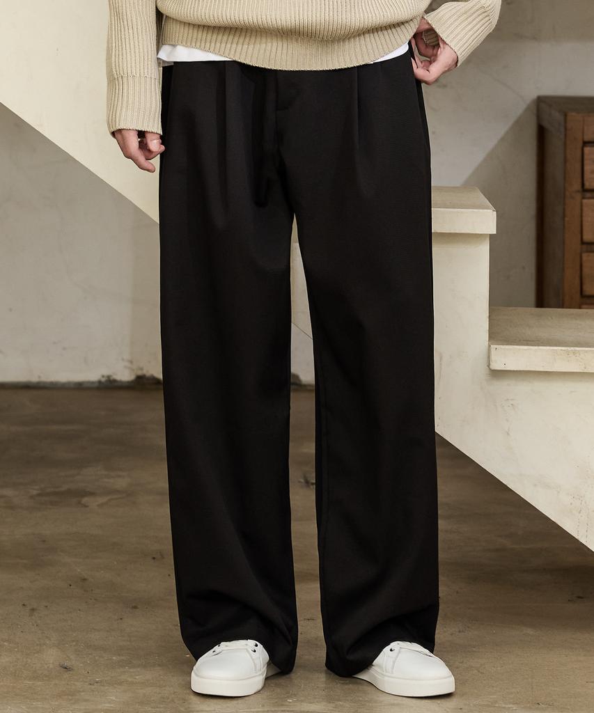 WHOLOVESART Single-Pleat Wide City Slacks Black