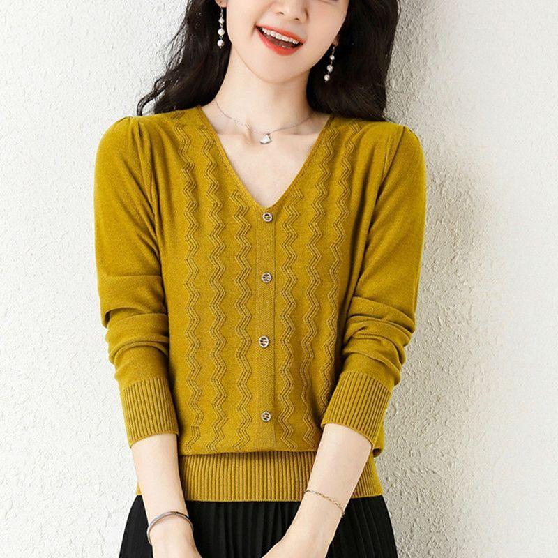 Spring and Autumn Fashion Trends V-neck Solid Color Versatile Loose Western Style Slim Commuter Long Sleeve Women's Knitted Top