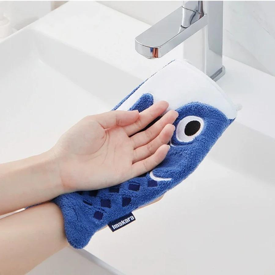 Cute Cartoon Koi Form Hanging Hand Towel Household Bathroom Children's Super Absorbent Handkerchief Square Kitchen Hand Towel