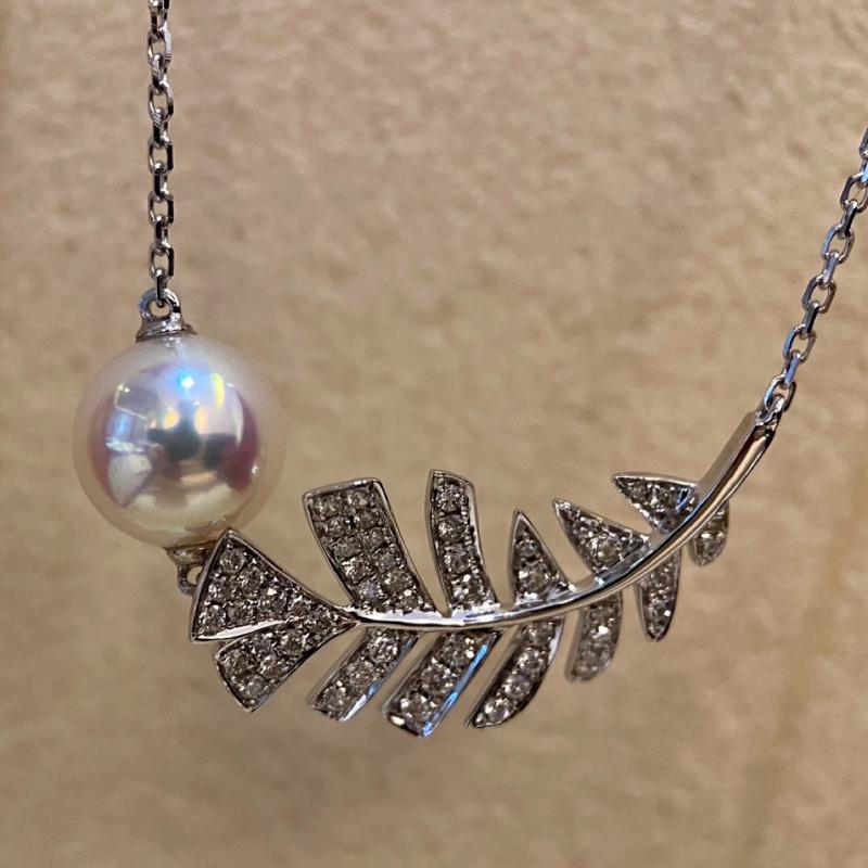 Elegant Rhinestone Inlaid Pearl Necklace - Women s French Style Clavicle Chain