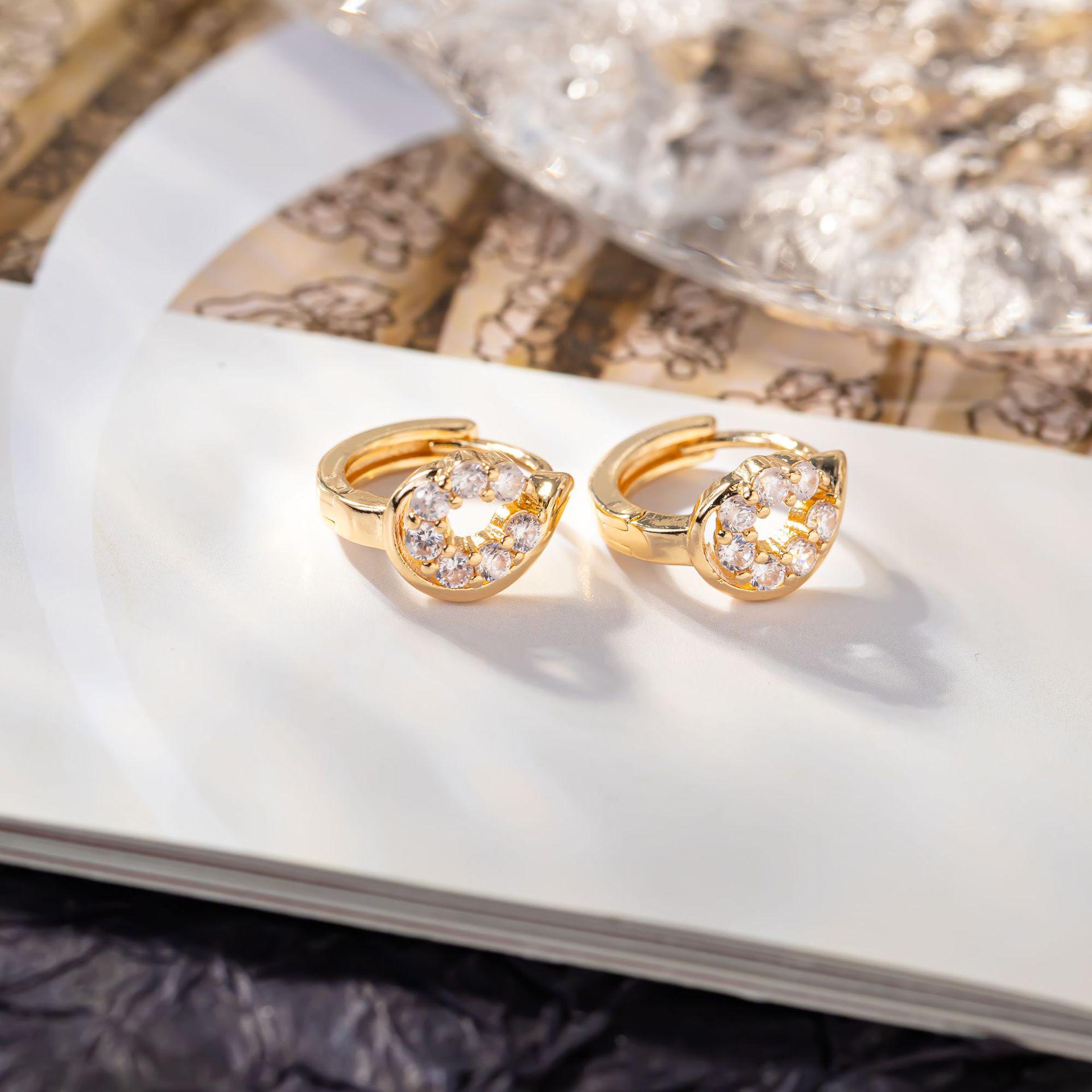 Hollow Water Drop Hoop Earrings with Zirconia - Cute & Niche Style for Women