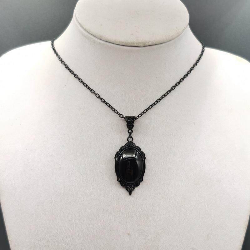 Collana con Ciondolo Goffrato Vampiro Gotico Per Uomo Donna Cristallo Malvagio Moda Gioielli Strega Regalo Mistero Ciondolo di Cristallo Choker 2026
