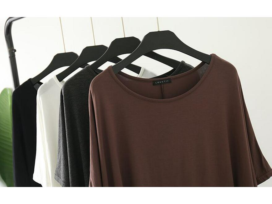 Dámské Modalové Tričko Plus Size s Netopýřími Rukávy - Volné, Kulatý Výstřih, Střední Délka, Letní Top s Krátkým Rukávem