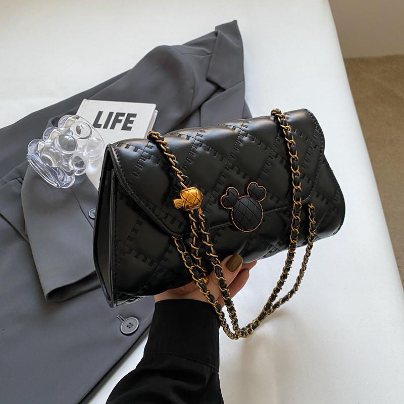 Fashionable Women's Designer Shoulder Bag 2023 New Winter French Small Crossbody Bag