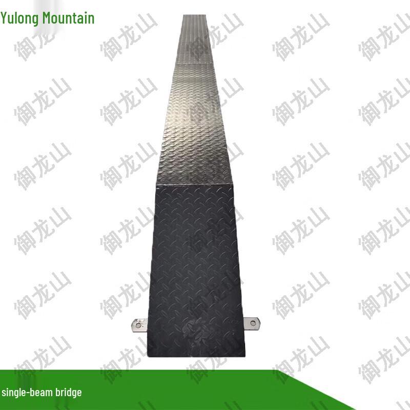 Driving Training Elevated Single-Sided Bridge Obstacle