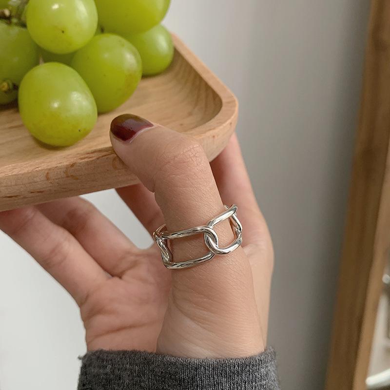 

S925 Sterling Stylish Silver Ring Featuring Geometric Shapes For Retro Fashion Inspired J14166