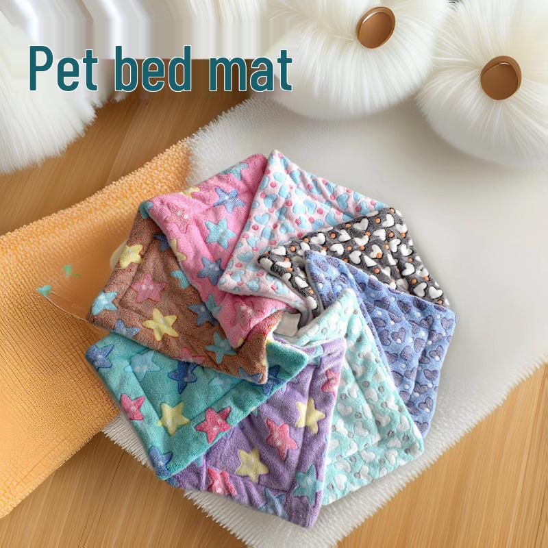 Thickened Flannel Cotton Pet Mat for Cats, Dogs, Rabbits, Hamsters, and Guinea Pigs