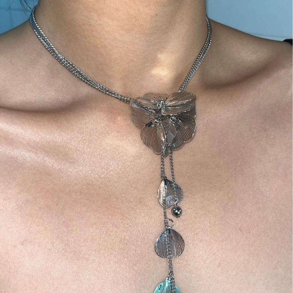 Temperament Retro Stereo Flowers Tassel Multi-layer Necklace for Women Exaggerated Hot Girl Collar Chain Jewelry Accessory Gifts
