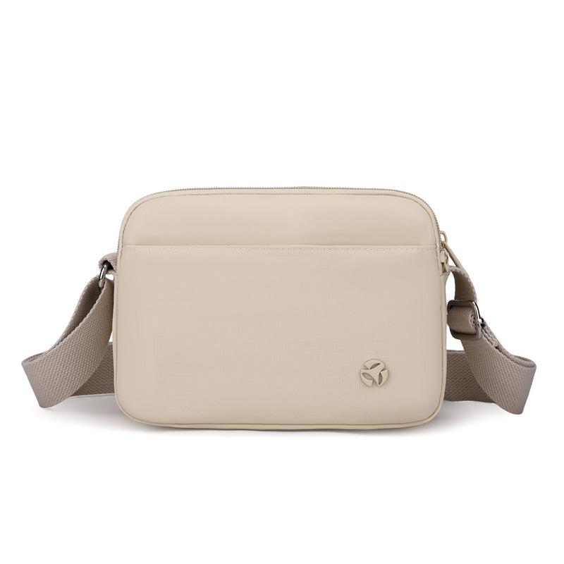 

Сумка-мессенджер с несколькими отделениями Легкая нейлоновая сумка для женщин среднего возраста Большая вместимость Наплечная маленькая квадратная сумка бежевый