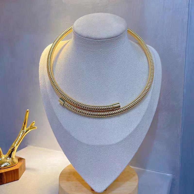 Tooxika Exaggerated Personality Simple Cold Style Round Snake Bone Elastic Collar Necklace Light Luxury Fashion Collarbone Chain