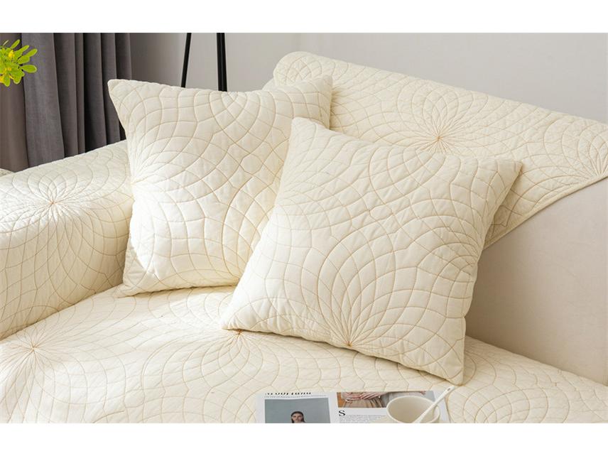 Cotton Quilted Non-Slip Leaf Sofa Cushion for All Seasons