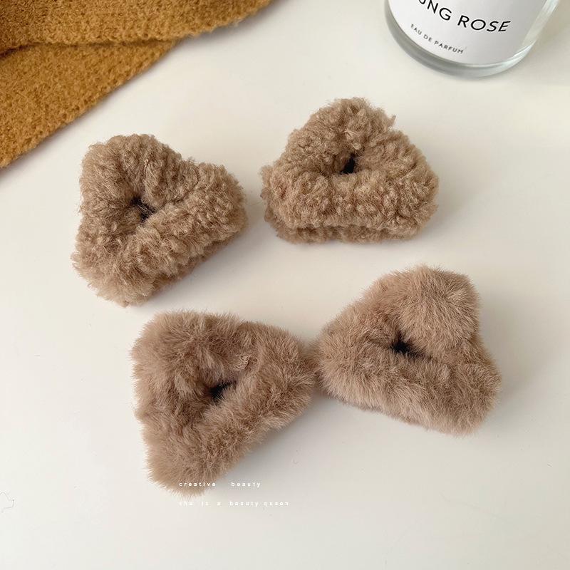 Sweet Plush Cat Ear Hair Clip for Autumn/Winter - Women's Princess Style Hair Accessory