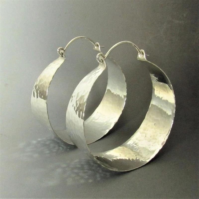 Vintage Style Silver Color Metal Geometry Die Casting Pattern Hoop Earrings for Women Jewelry