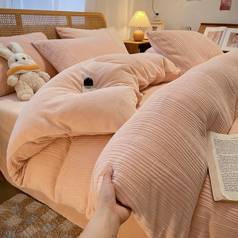 

Super Soft Fluffy Milk Fleece | 4-Piece Thickened Velvet Bedding Set - Luxury Feel for Autumn/Winter 2025 3pcs Student Bed - 150x200 Duvet