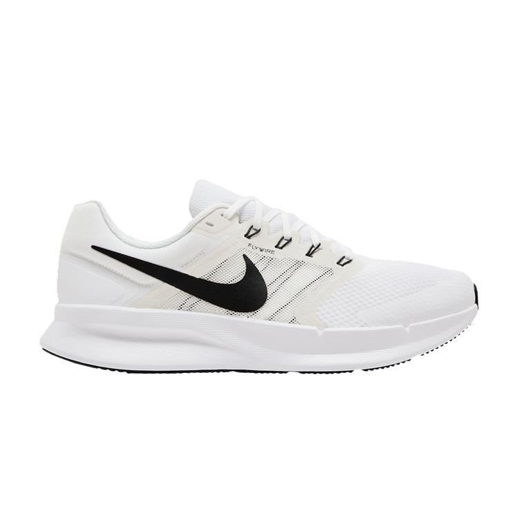 Nike Run Swift 3  White Black  44.5