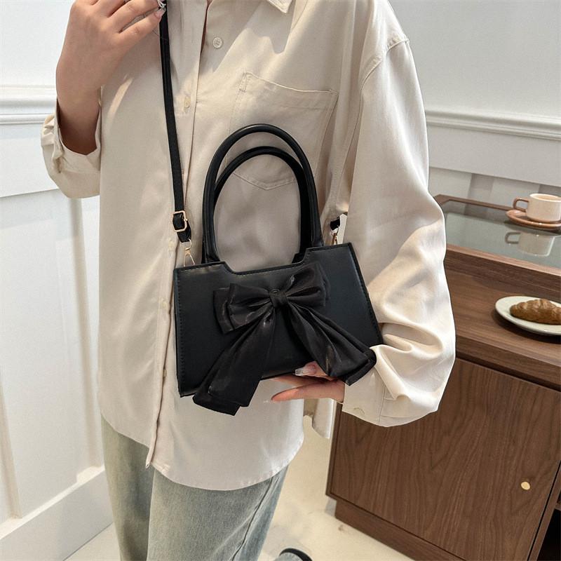 Trendy Women's Shoulder Bag 2024 Spring Bow-knot Street Style Handbag Pu Leather