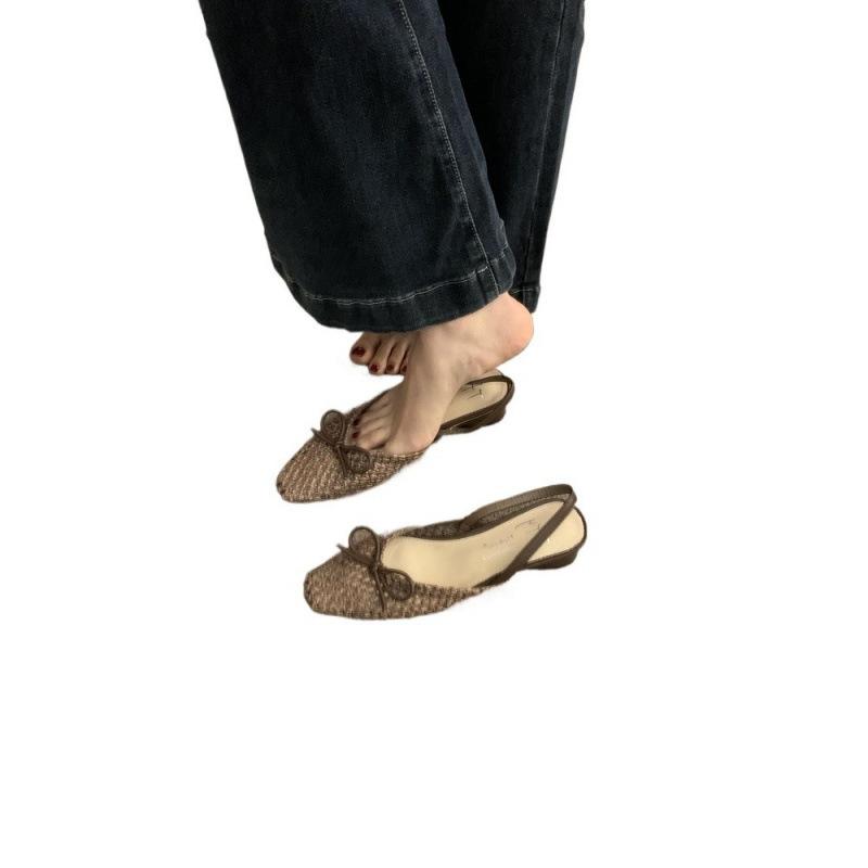 Retro thick heel niche woven bag head sandals women's shoes 2025 new summer black breathable square head single shoes