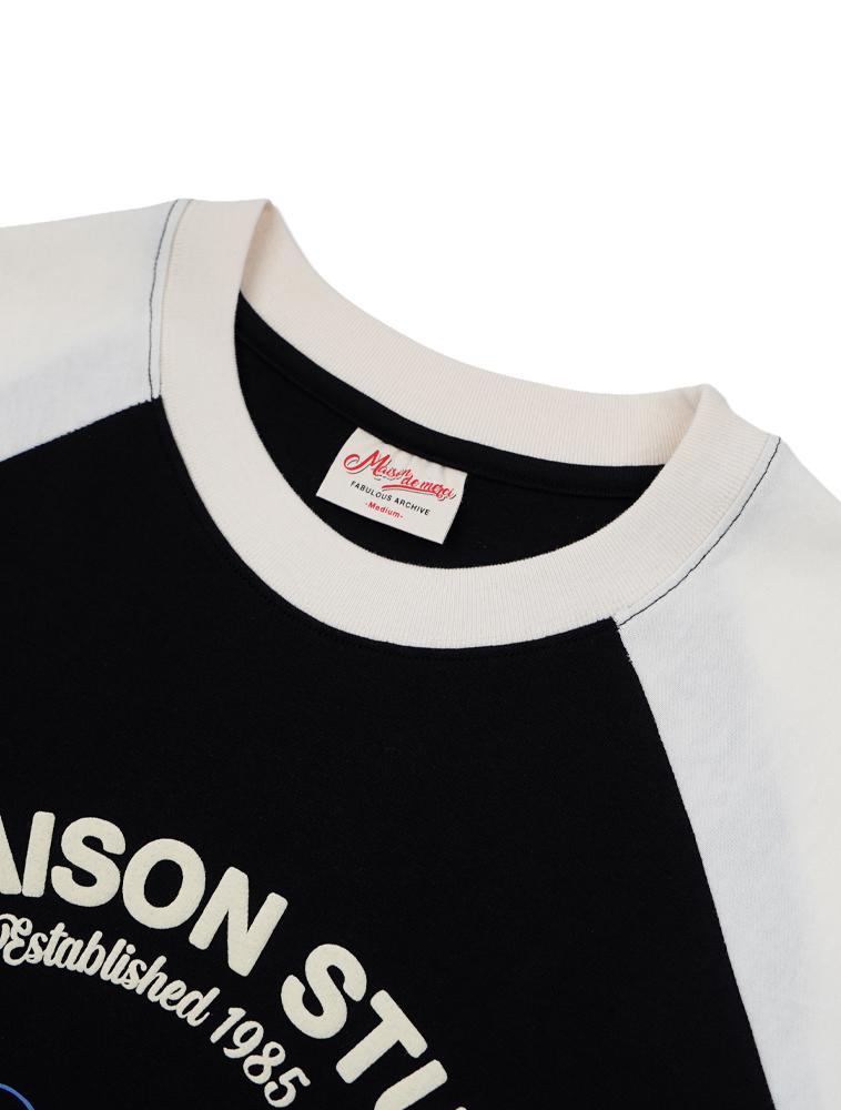 LA MAISON STUDIO Drive Puppy Raglan Long Sleeve Black(Fcg1Ts691M)
