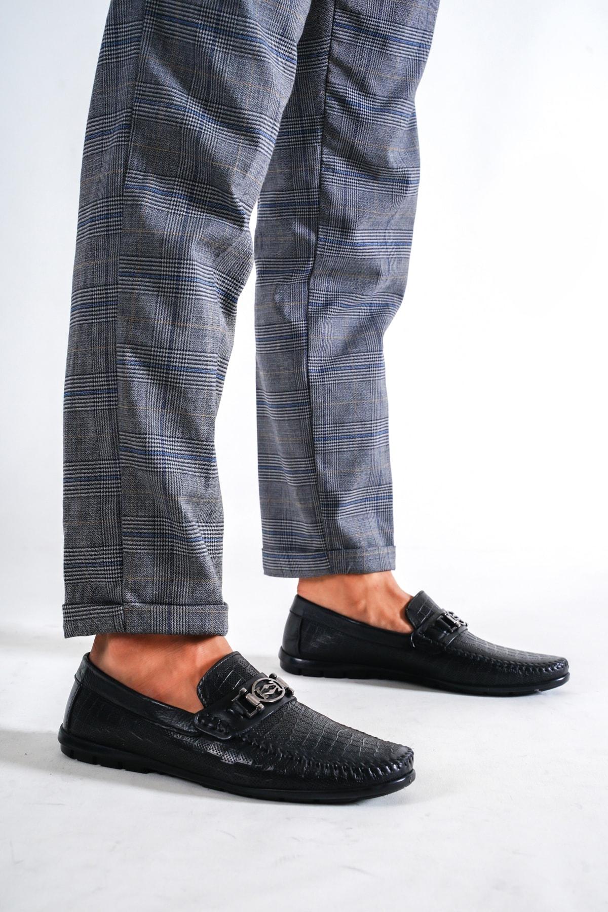 

Черная мужская повседневная обувь из натуральной кожи