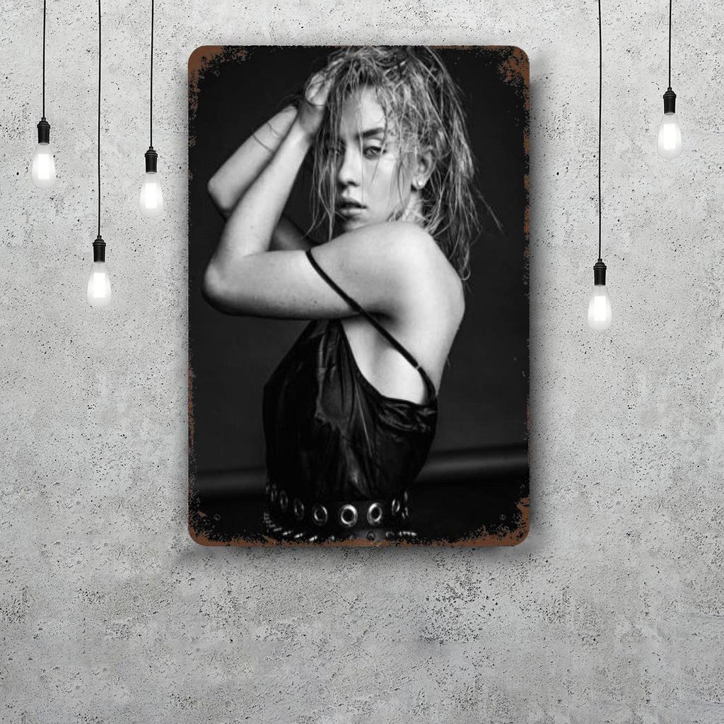 sydney sweeney Decor Poster Vintage Tin Sign Metal Sign Decorative Plaque for Pub Bar Man Cave Club Wall Decoration