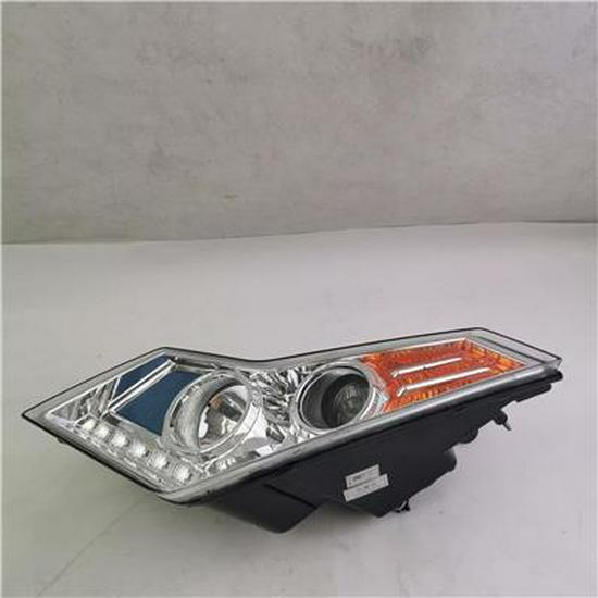 Foton Right Headlight - Model 1U65037100002