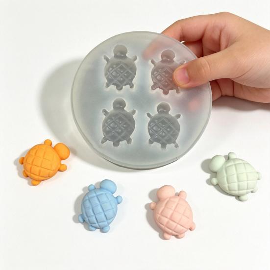 2Pcs Cute Turtle Crab Mold Food-Grade Silicone Mold Chocolate Resin Soap Mold Easy-Release Reusable Baking Mold for Cake Decor Decompression Toy