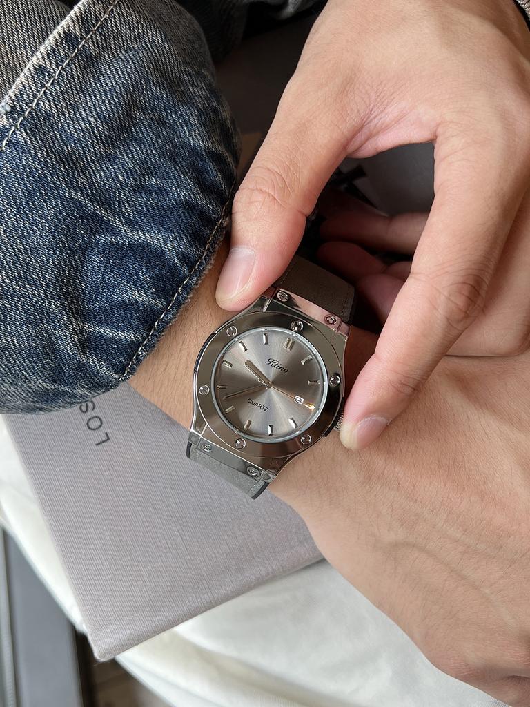 pure circle shape great design watch for man and woman