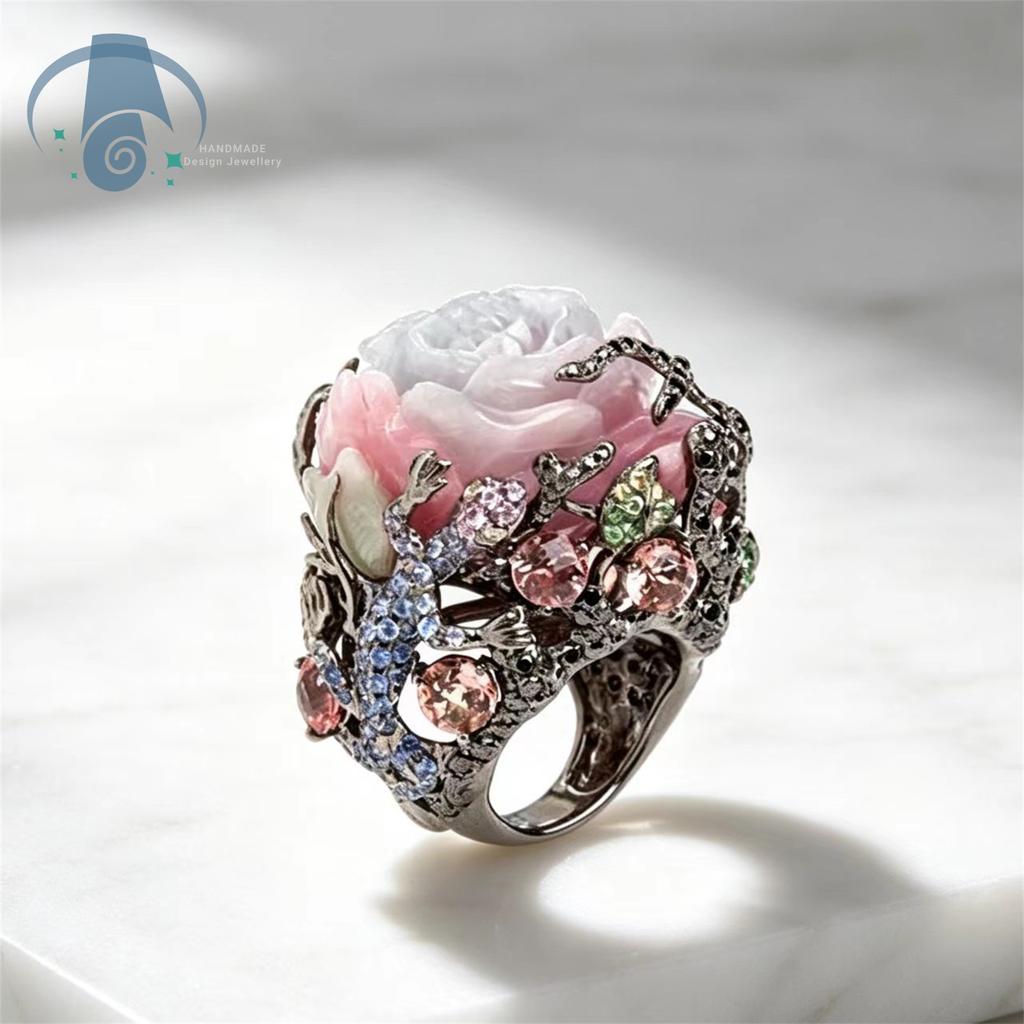 Black Gold Peony Flower Vine Lizard Ring for Women Carved Nature Statement Jewelry Vintage Gothic Daily Party Wear Unique Gift