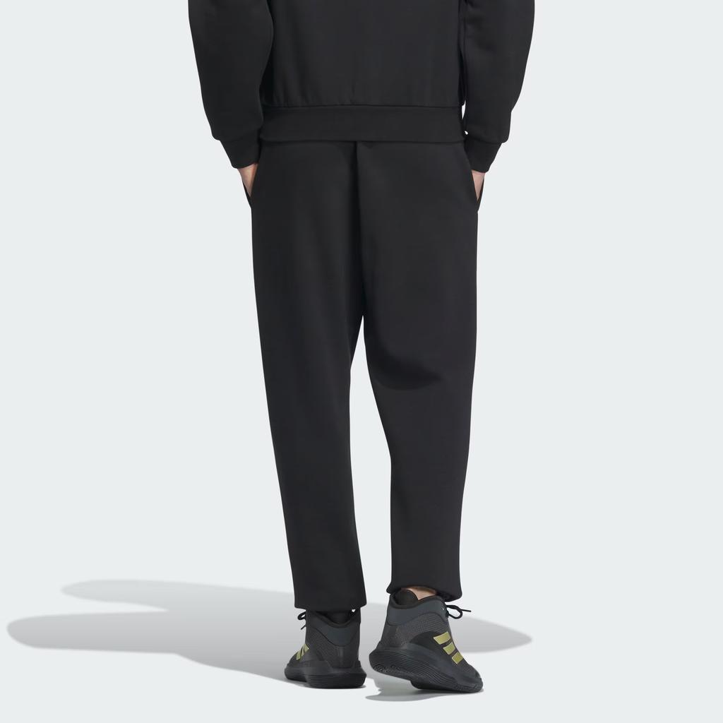 Adidas Pantalón de chándal Basketball Legends para hombre Negro IX4908