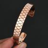 Magnetische Koperen Open Manchet Armband voor Dames & Heren Verstelbare Vintage Geometrisch Patroon Armband Elegante Dagelijkse Sieraden