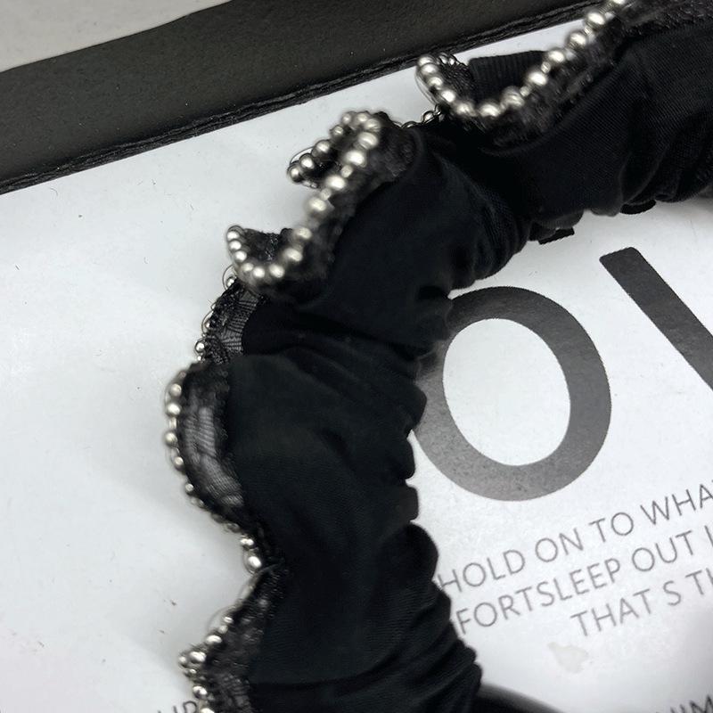Elegant Retro Black-Silver Beaded Elastic Hair Tie for a Classy Look
