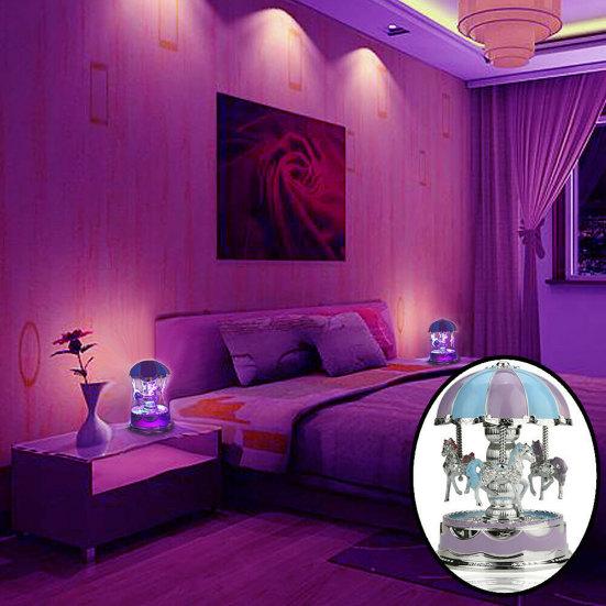 Karusell tegneseriehester LED musikkboks Bursdagsgave Ornament dekorasjonsleke