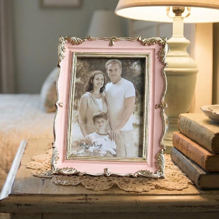 Antique Resin Art Golden Trim Photo Frame With Intricate Carved Pattern Tabletop Decors Picture Frame For Home Aesthetic