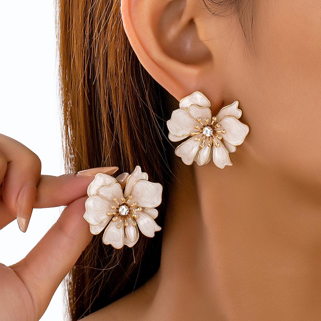 New Self-developed Enamel Flower Earrings, Simple and Exquisite Temperament, Small Stud Earrings, Xianfanqing