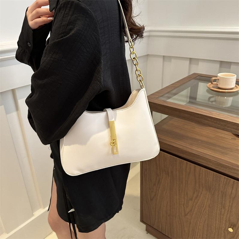 Niche design bag women's new high-end portable underarm bag versatile fashion shoulder bag