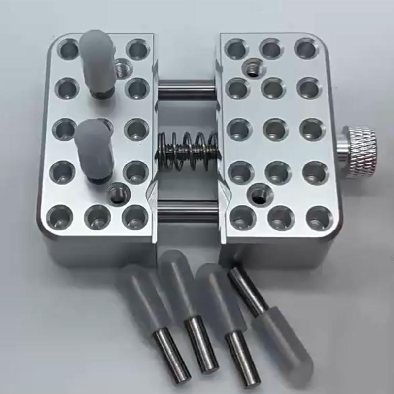 

1Pc Universal Mini Drill Press Vise Clamp Table Bench Vise, for Jewelry Watch Repairing Clip DIY Sculpture Craft Carving Tool срібний