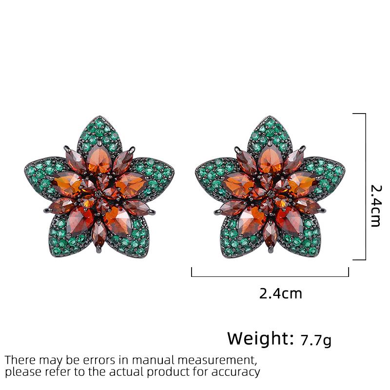Women's Light Luxury Design Elegant Inlaid Zircon Flower Earrings Fashionable And Versatile Niche Design Earrings