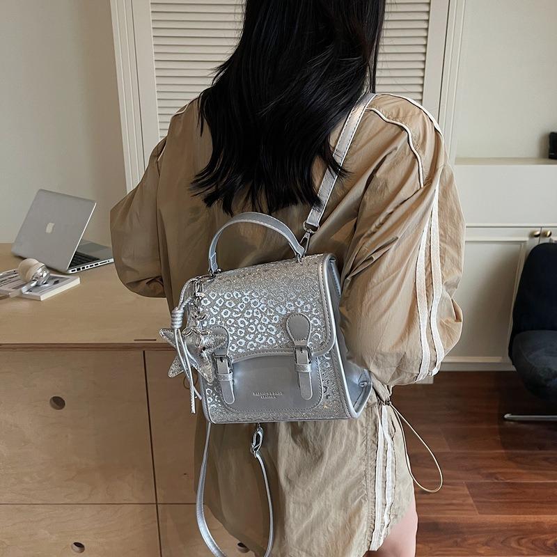 Versatile New Backpack Fashionable Street Women's Bag High Sense Large Capacity Small Square Bag Light Travel Backpack