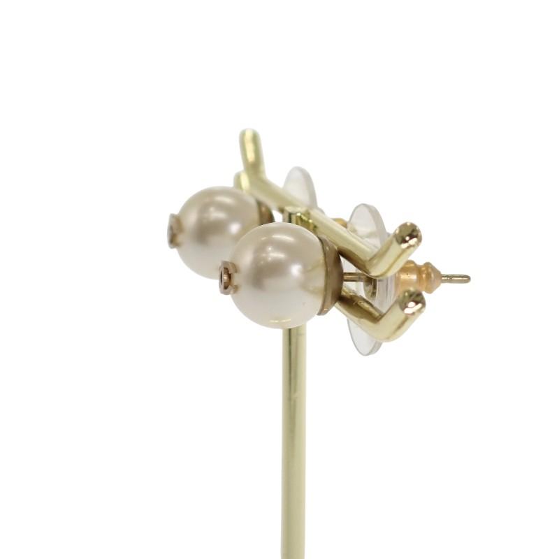 CHANEL  Pierce gold metal/Fake pearl Women