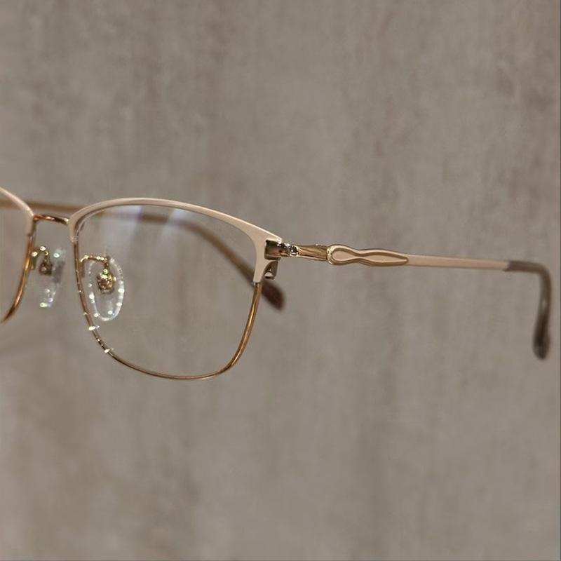 Fashionable Anti Blue Light Metal Frame Reading Glasses High-definition Presbyopia Glasses for Middle-aged and Elderly People
