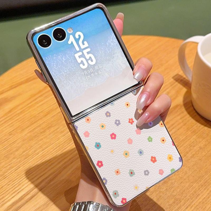 

Мини Мультяшный Чехол с Сердечками для Samsung Z Fold 7 6 5 Роскошный Гибридный 3-в-1 Кожаная Накладка с Покрытием Складной Чехол для Телефона для Samsung Z Fold7 Fold6 Fold5 Samsung Z Flip7 бежевый
