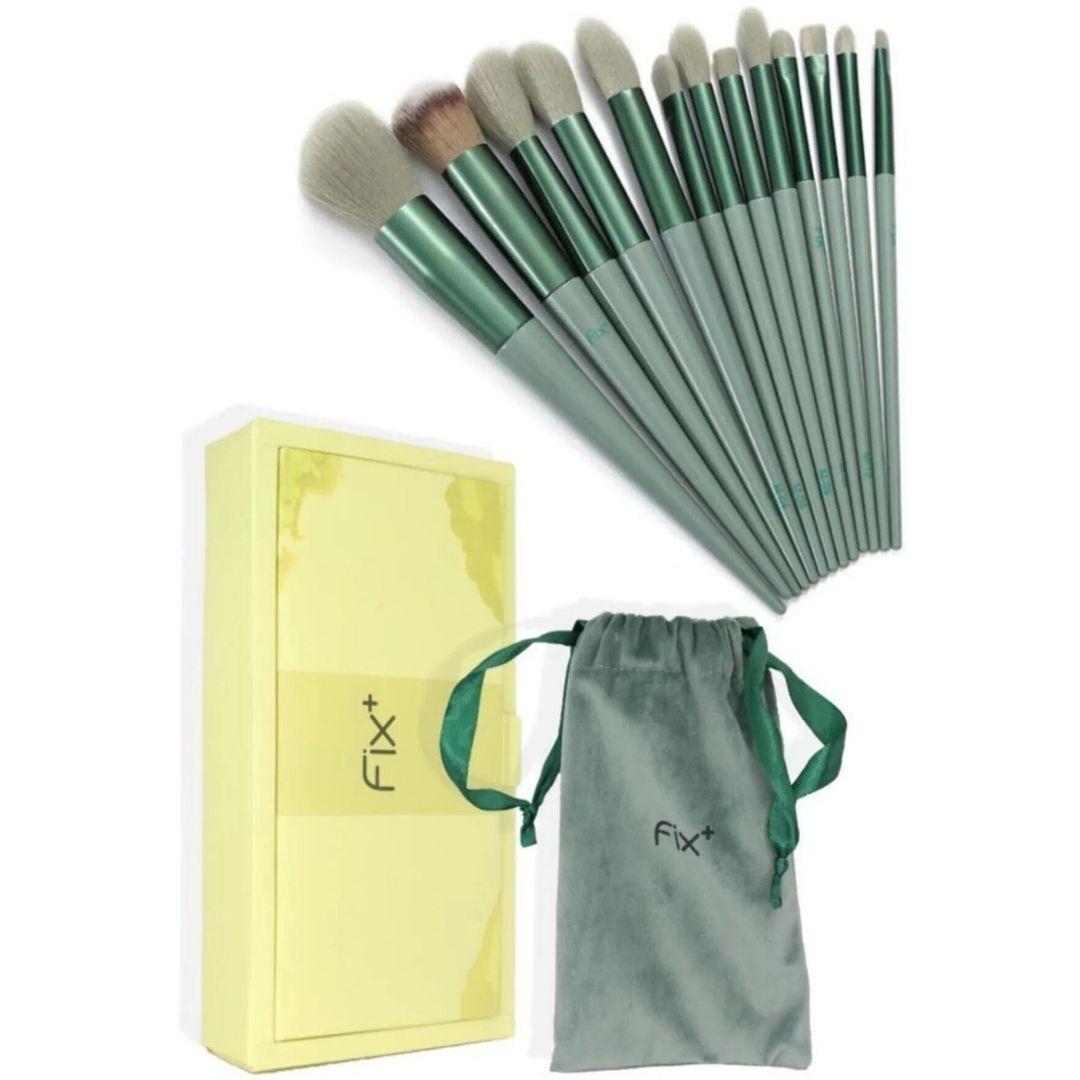 

Специальный набор из 13 кистей Fix в упаковке