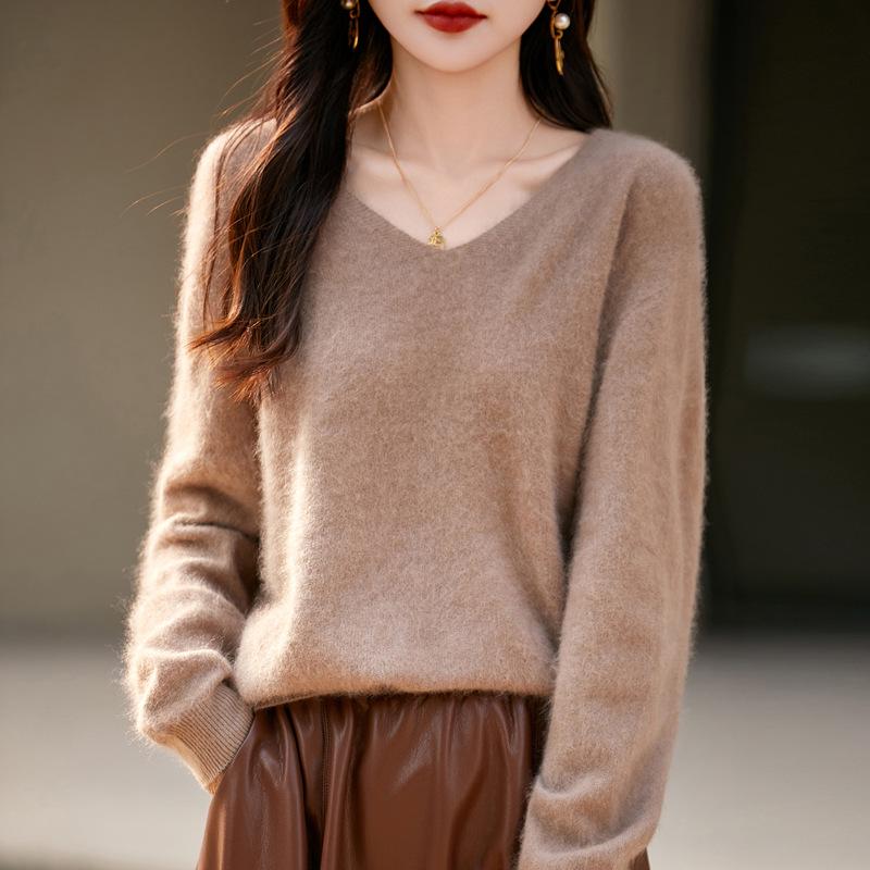 Women's High-Grade Seamless Wool V-Neck Sweater - Autumn/Winter Collection, Long Sleeve, Soft Plush Knit Base Layer