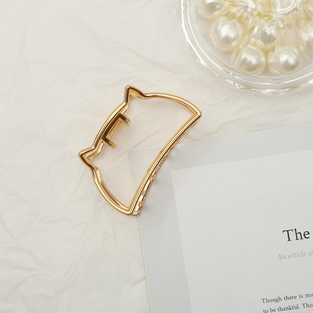 

Заколка для волос на затылке, французский головной убор, заколка в стиле ретро, ​​большая заколка в виде акулы, хвощ, заколка для волос Ins 6.5×4cm