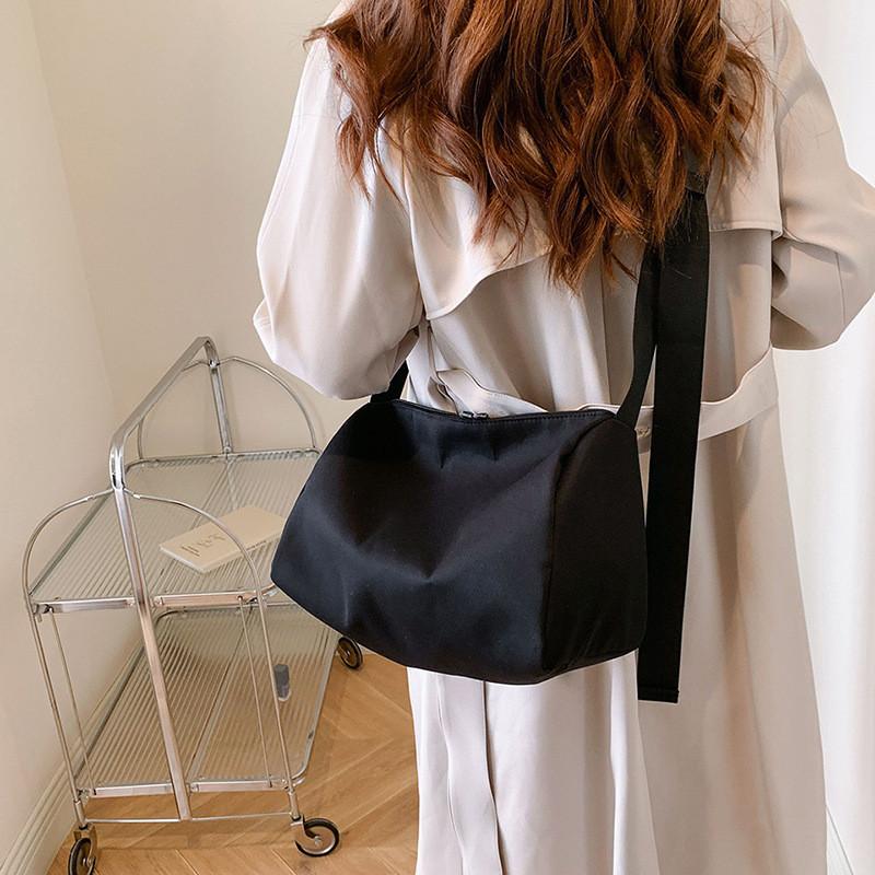 Vintage Casual Black Canvas Tote Bag For Women Stylish Shoulder Crossbody Trendy Design