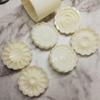 Real Shot 7pcs/set Flower Shaped Mooncake Mold 50g Cake Mold Hand Pressure Fondant Moon Cake Decorating Tools Cookie Cutter Baking Tool