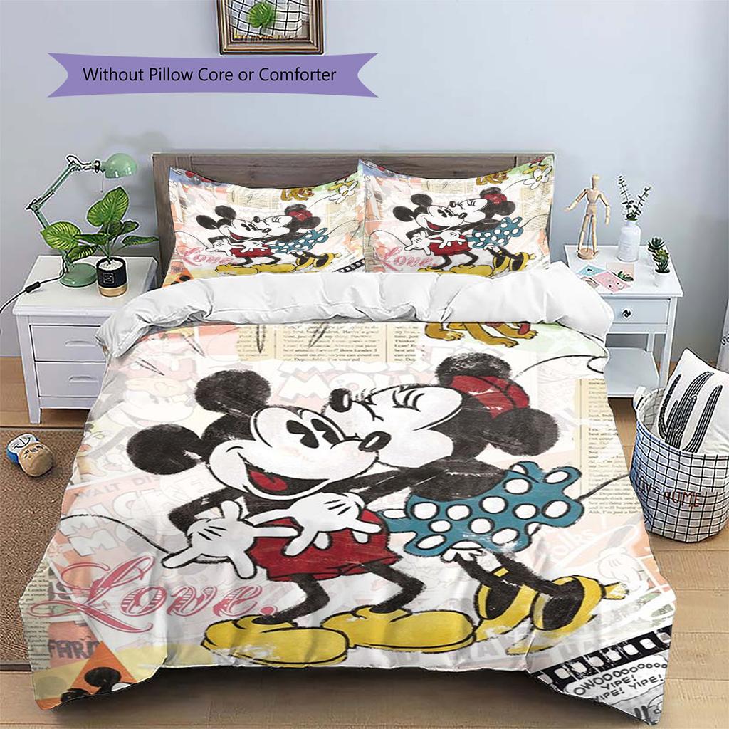 Retro-style collage Mickey Minnie print bedding set – the perfect choice for decorating a child's bedroom. Warm and comfortable